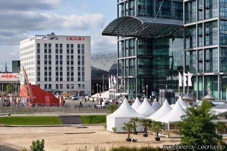 Meininger Hauptbahnhof Отель
